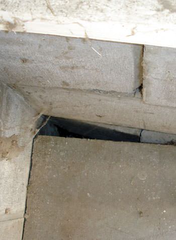 inward rotation of a foundation wall damaged by street creep in a garage in Altona